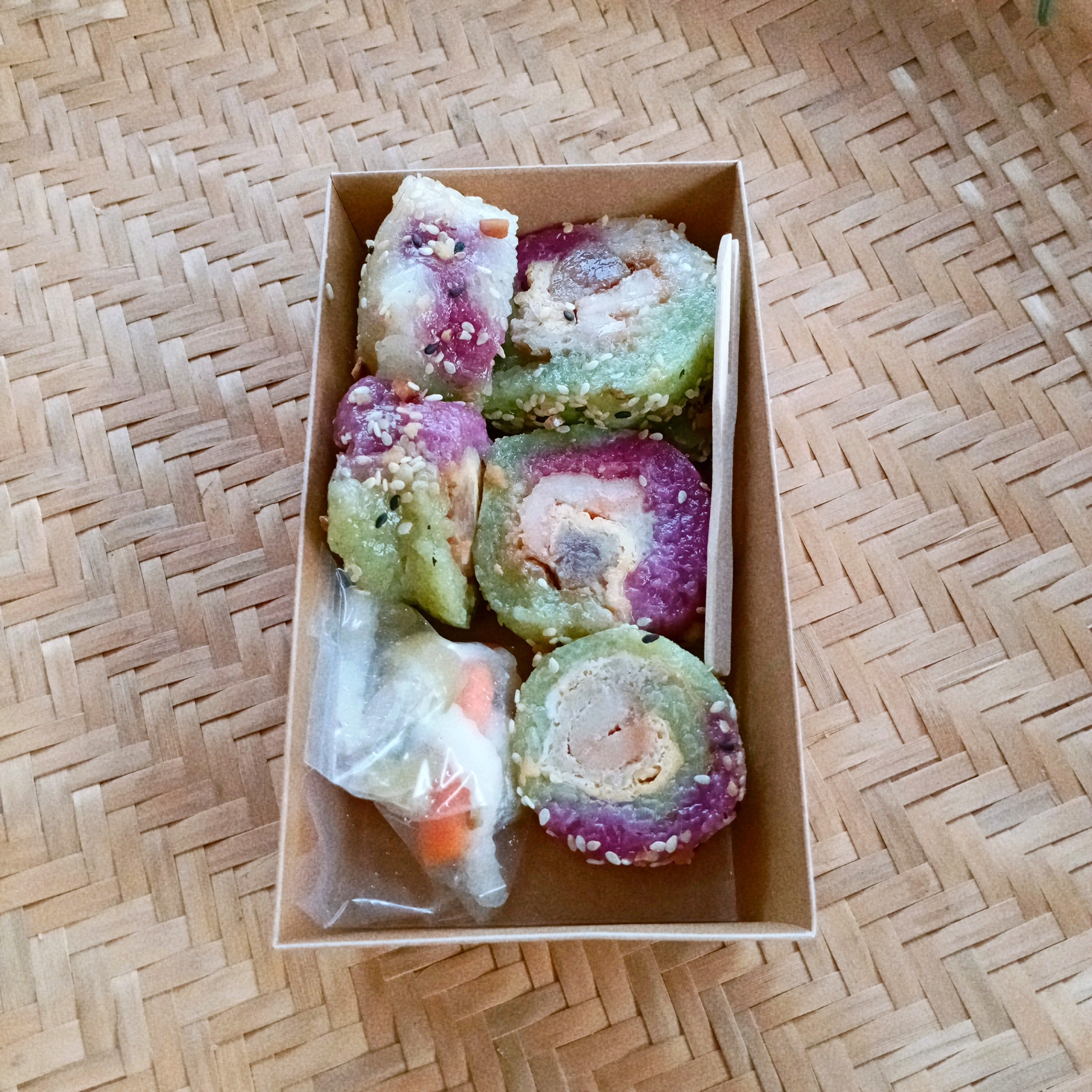 Xôi cuộn