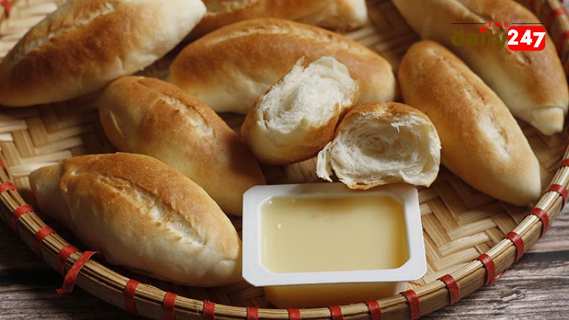 Cách Làm Bánh Mỳ Tại Nhà: Bí Quyết Tạo Bánh Thơm Ngon