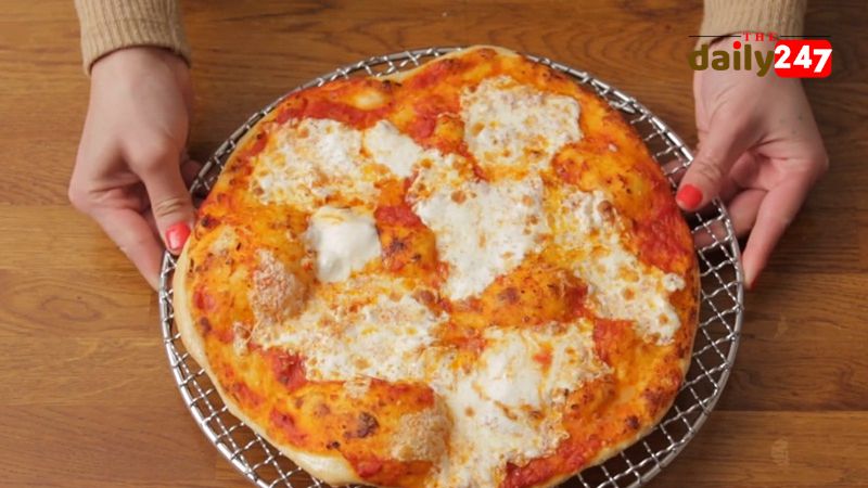 Cách làm đế bánh pizza siêu đơn giản dễ thực hiện tại nhà